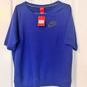 Nike Women’s Short-Sleeved Sweatshirt